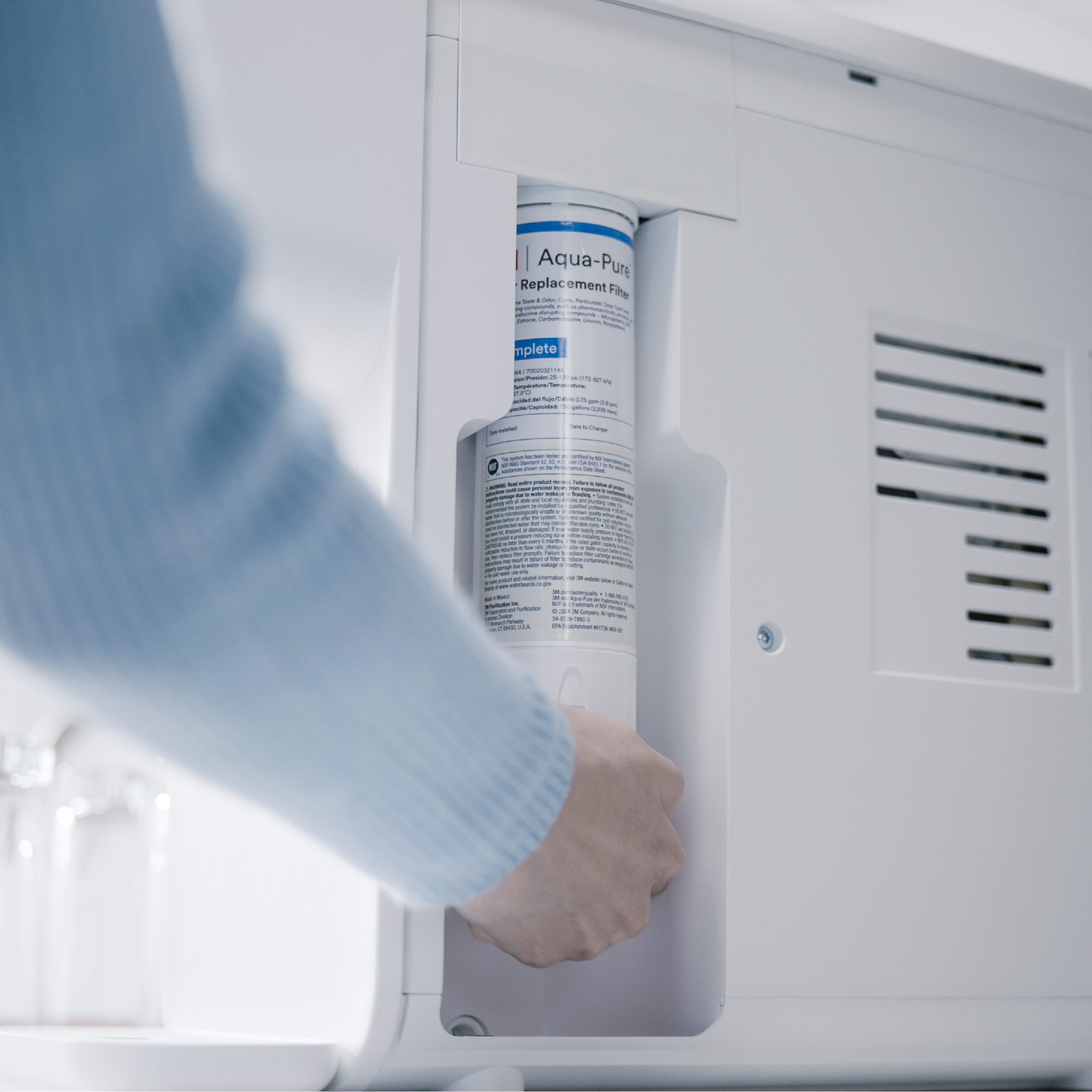 เครื่องกรองน้ำ-ตู้กดน้ำ-น้ำร้อน-น้ำเย็น-3M-aquapure-04