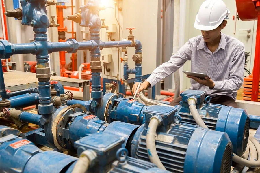คู่มือระบบบูสเตอร์ปั๊ม (Booster Pump) และปั๊มน้ำแรงดันสูง: เลือกอย่างไรให้แรงดันเสถียรทั่วทั้งอาคาร